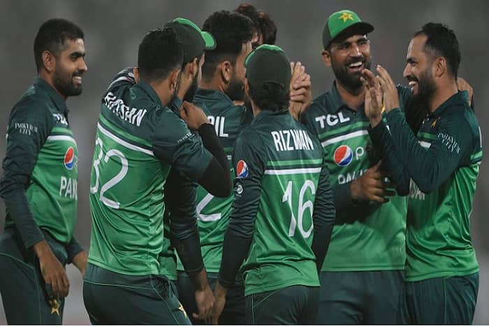 एशिया कप के लिए पाकिस्तान ने किया टीम का ऐलान, भारत के लिए खतरा बन सकते हैं ये खिलाड़ी